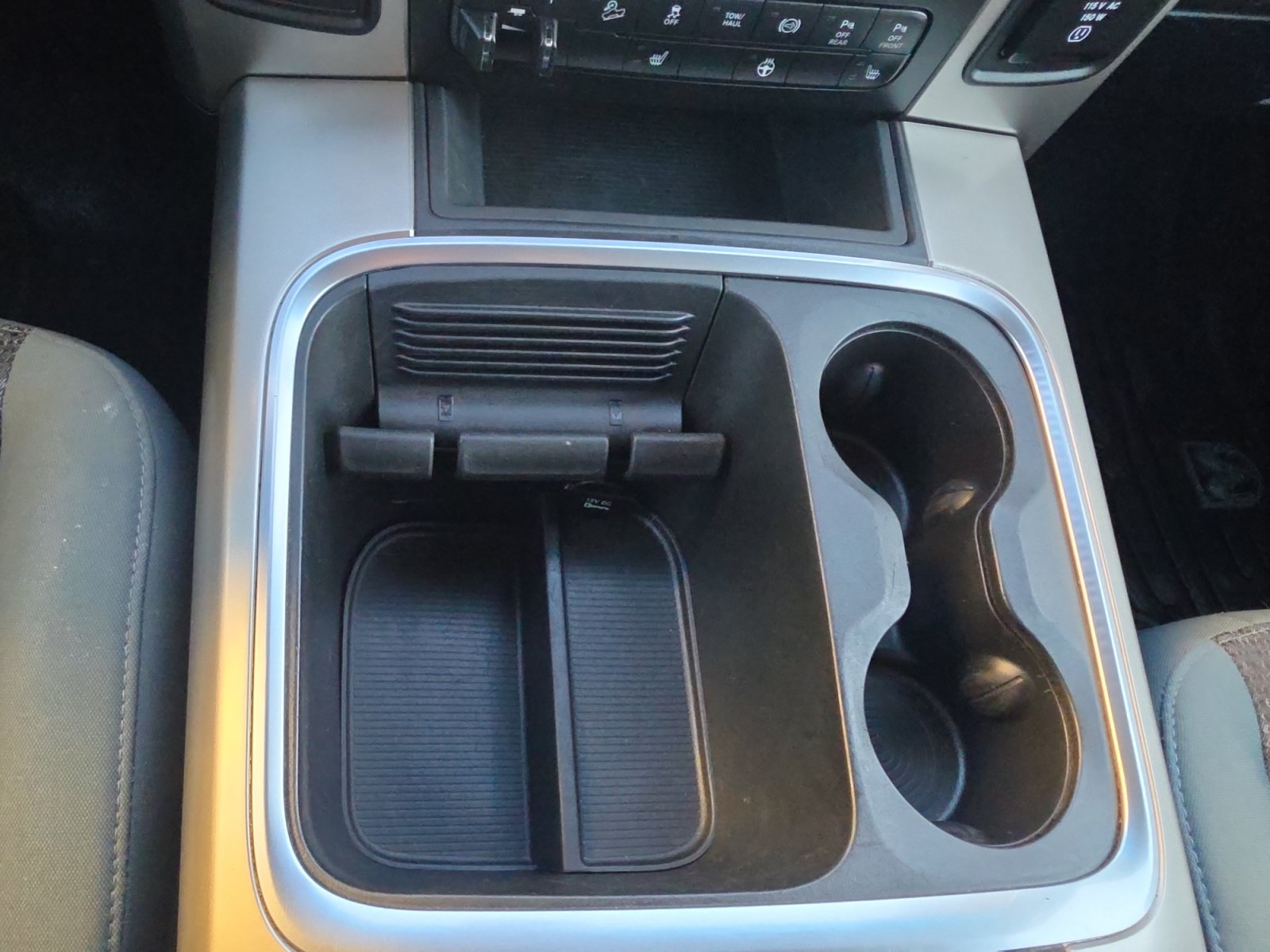 Used 2017 RAM 2500 Big Horn w/ Sport Appearance Group AWD/4WD image 19