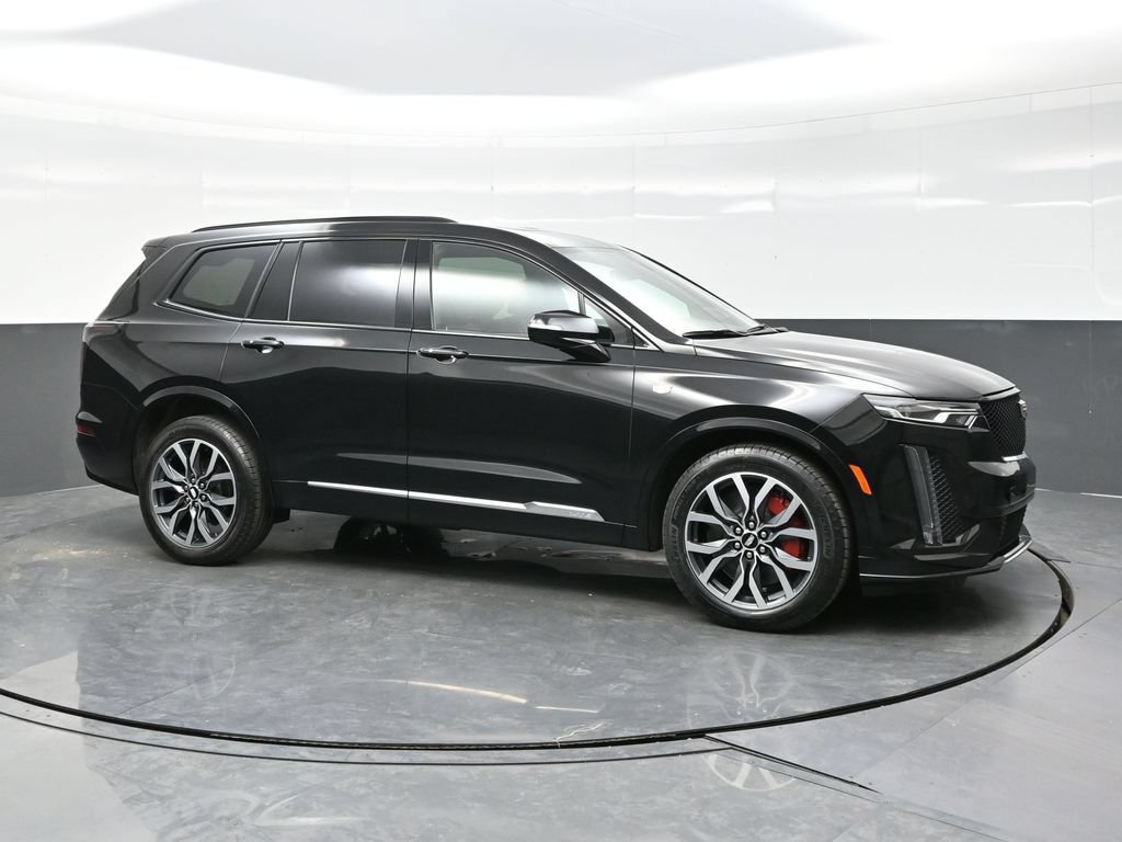 Certified 2023 Cadillac XT6 Sport w/ LPO, Floor Liner Package AWD/4WD image 8