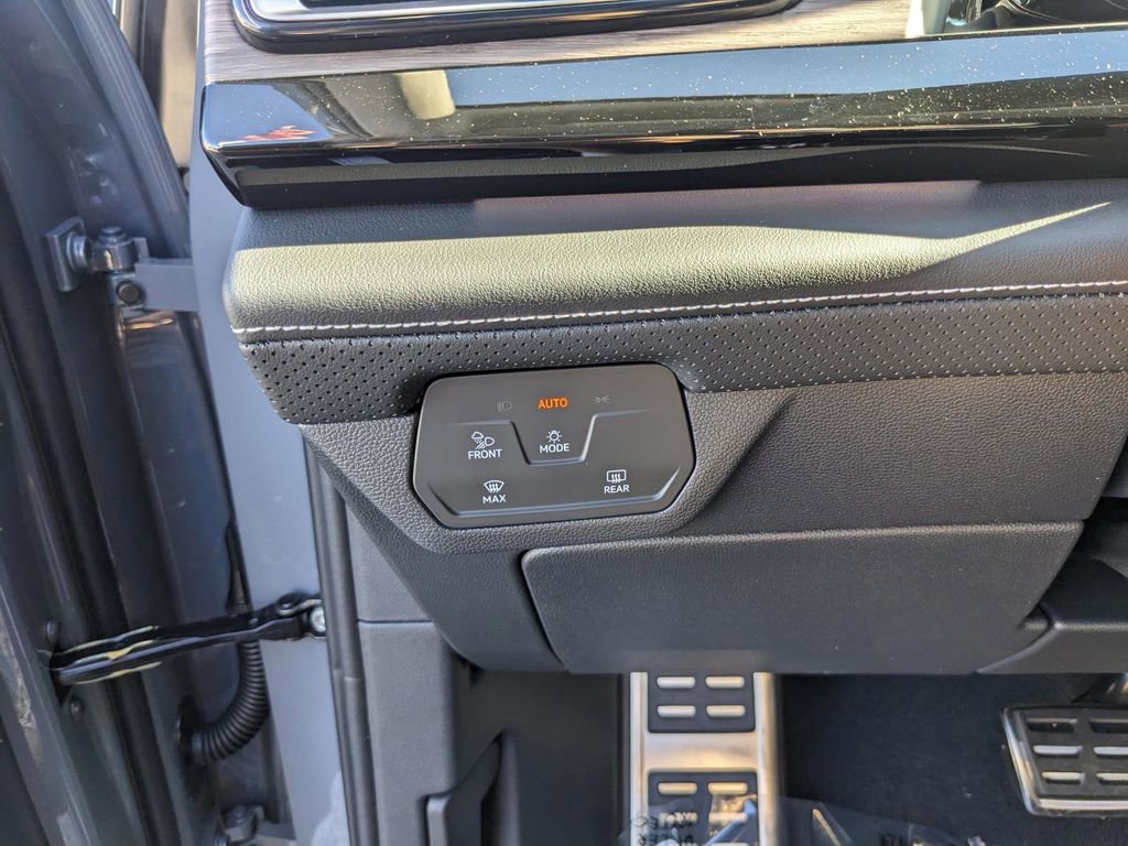 New 2026 Volkswagen Atlas SEL Premium R-Line image 27