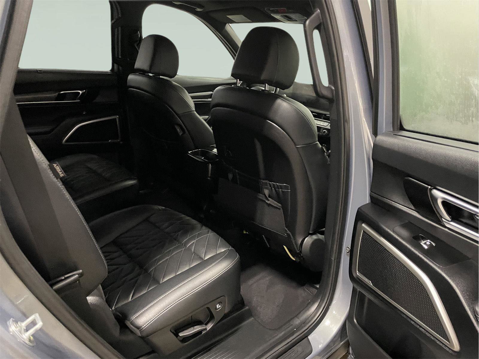 Used 2023 Kia Telluride EX X-Line image 21