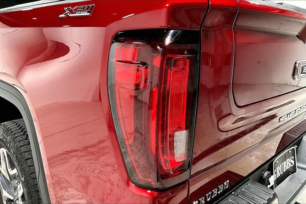 Used 2025 GMC Sierra 1500 SLT image 40