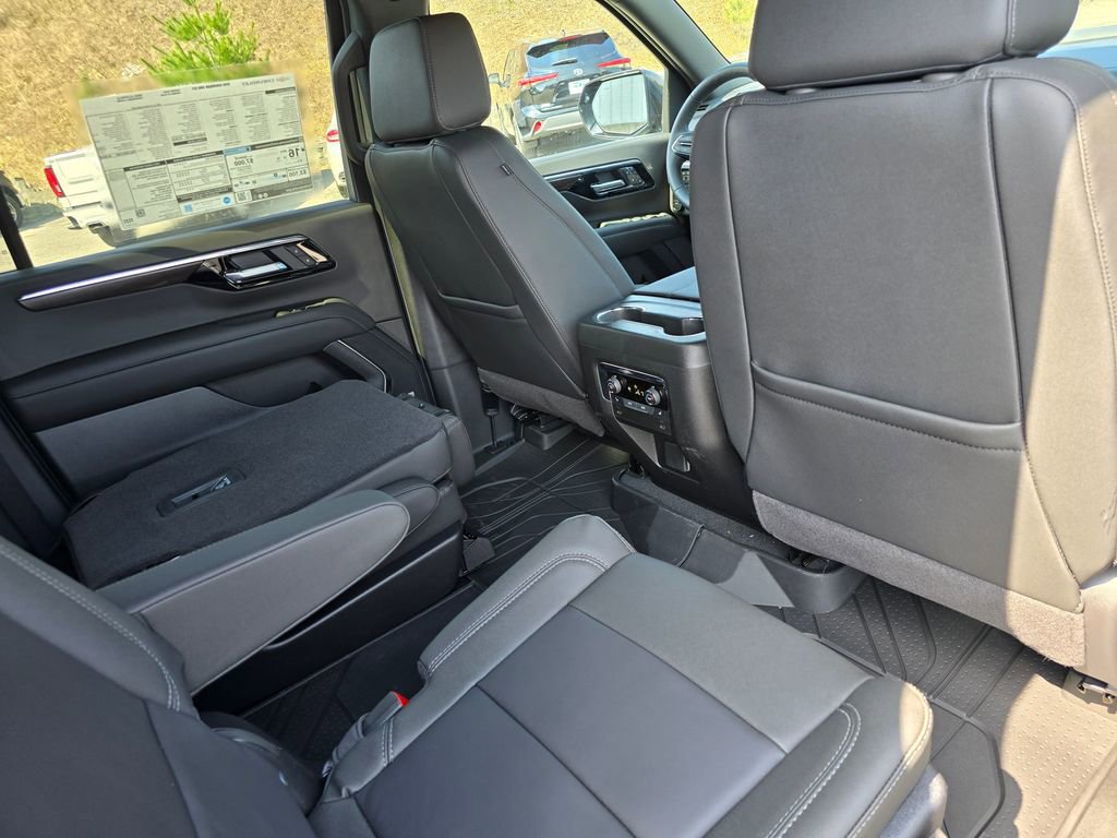 New 2026 Chevrolet Suburban Z71 w/ Comfort Package image 27