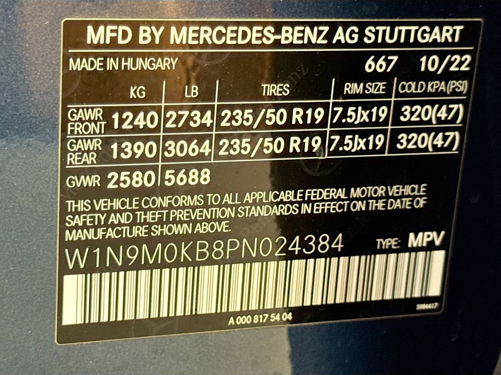 Used 2023 Mercedes-Benz EQB 300 4MATIC image 29