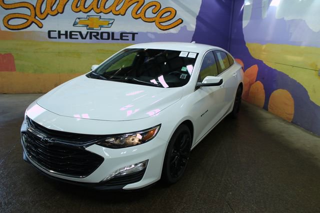 Used 2024 Chevrolet Malibu LT w/ Sport Edition image 4