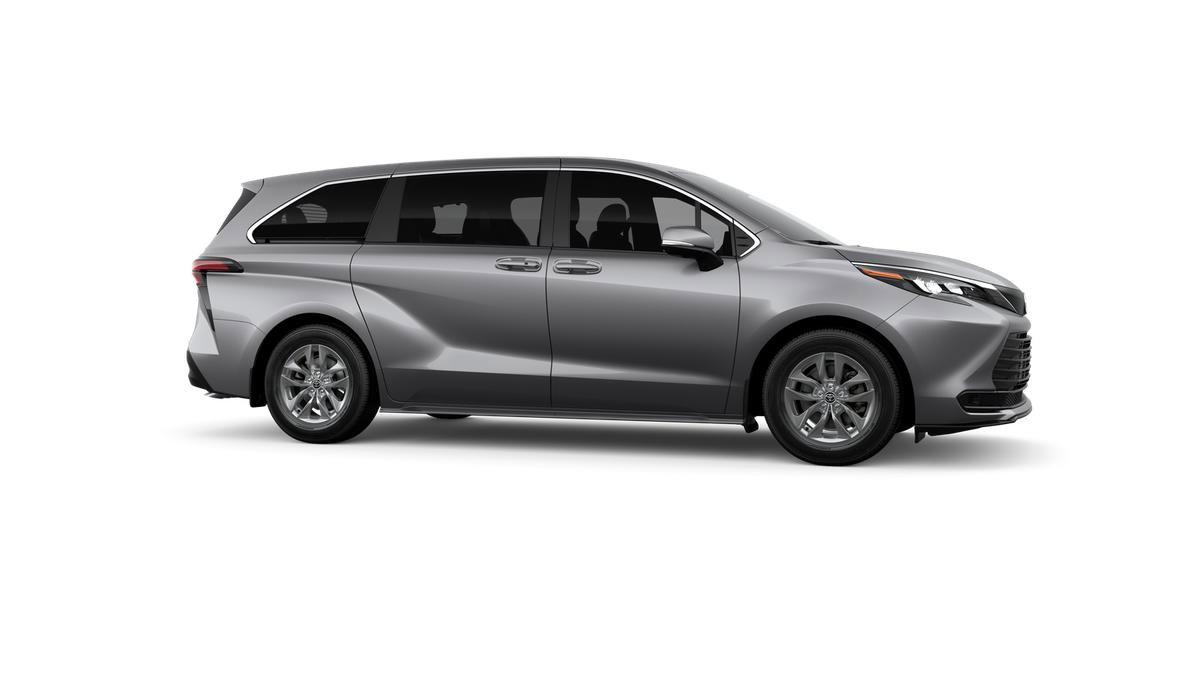 New 2026 Toyota Sienna LE FWD image 15