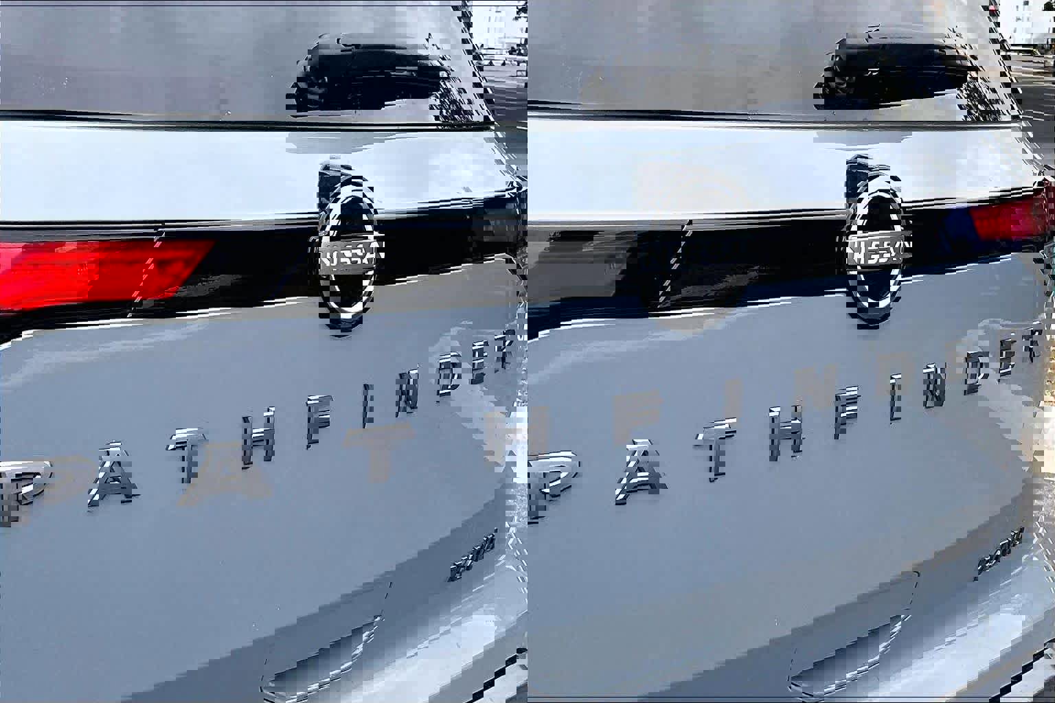 New 2026 Nissan Pathfinder Platinum image 15