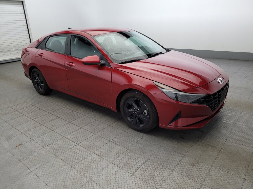 Used 2023 Hyundai Elantra SEL w/ Preferred Accessory Package image 11