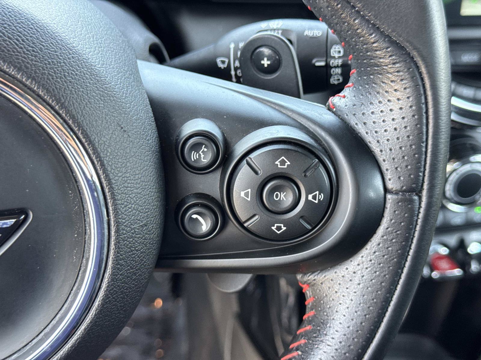Used 2019 MINI Cooper S w/ Signature Upholstery Package FWD image 12