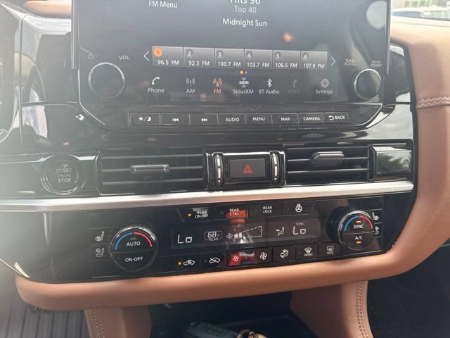 Used 2025 Nissan Pathfinder Platinum FWD image 41