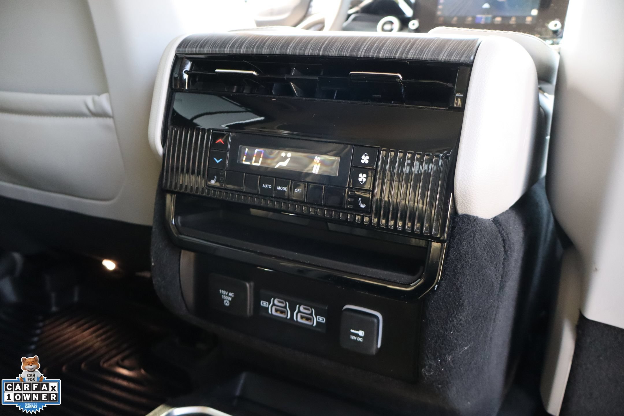 Used 2023 Jeep Wagoneer Series III w/ Convenience Group I RWD image 27