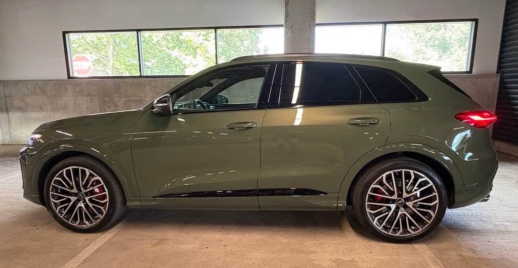 New 2026 Audi SQ5 Prestige AWD/4WD image 2