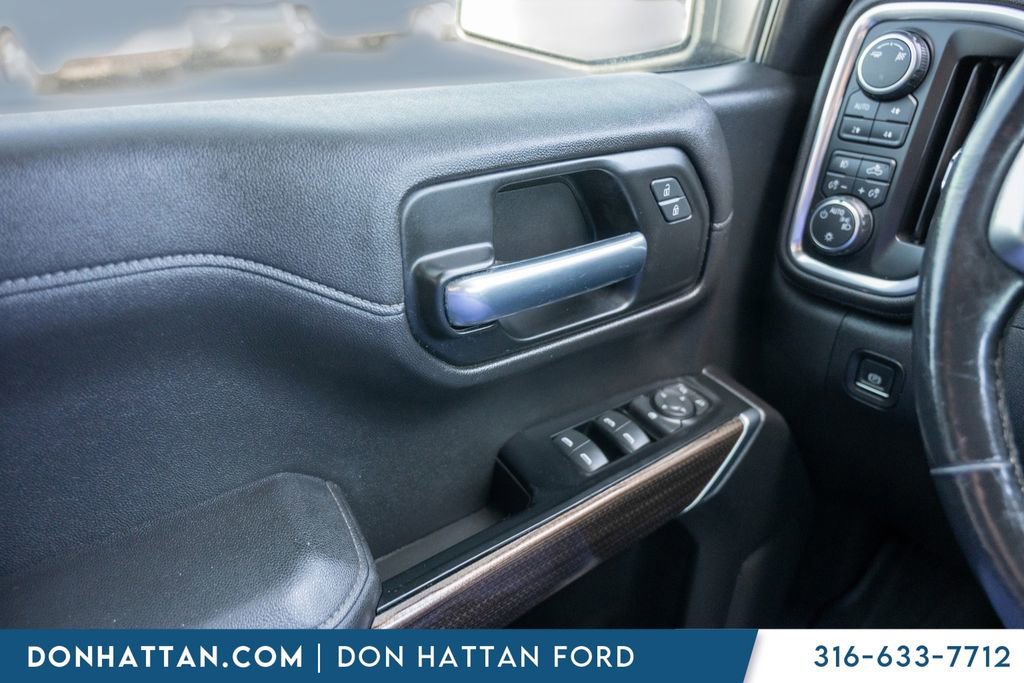 Used 2019 Chevrolet Silverado 1500 LT Trail Boss w/ Convenience Package image 17