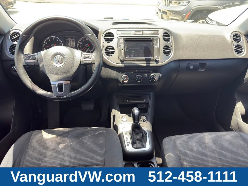 Used 2018 Volkswagen Tiguan Limited FWD image 25