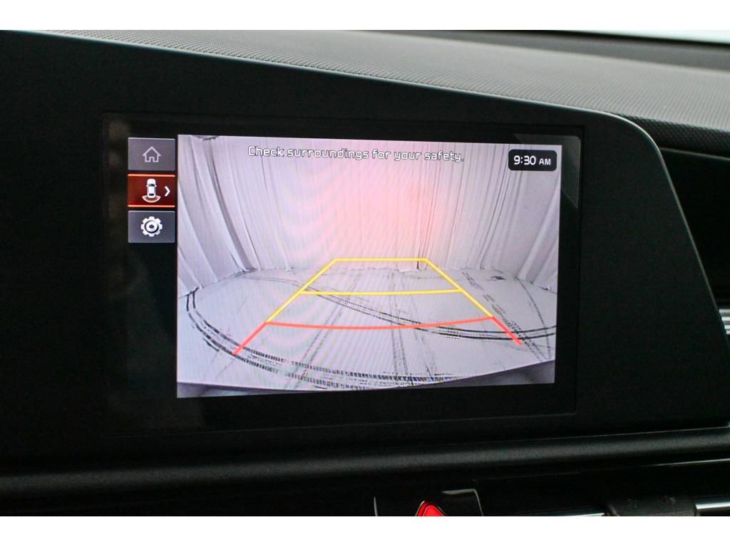 Used 2025 Kia Niro LX FWD image 26
