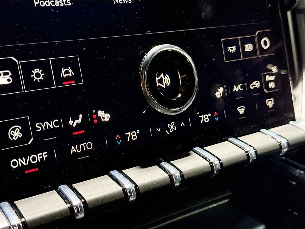 New 2025 GMC Acadia Elevation w/ Elevation Premium Package image 15