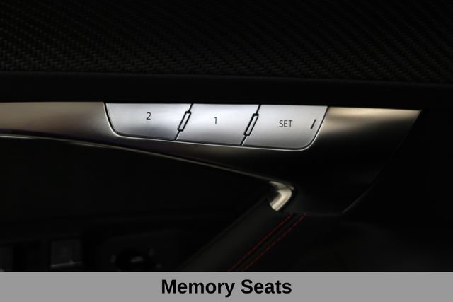Used 2025 Audi RS 7 Performance AWD/4WD image 37