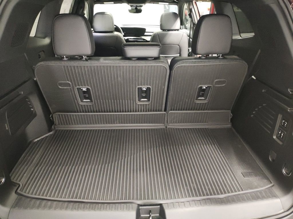 New 2026 Buick Enclave Sport Touring w/ Power Package image 16