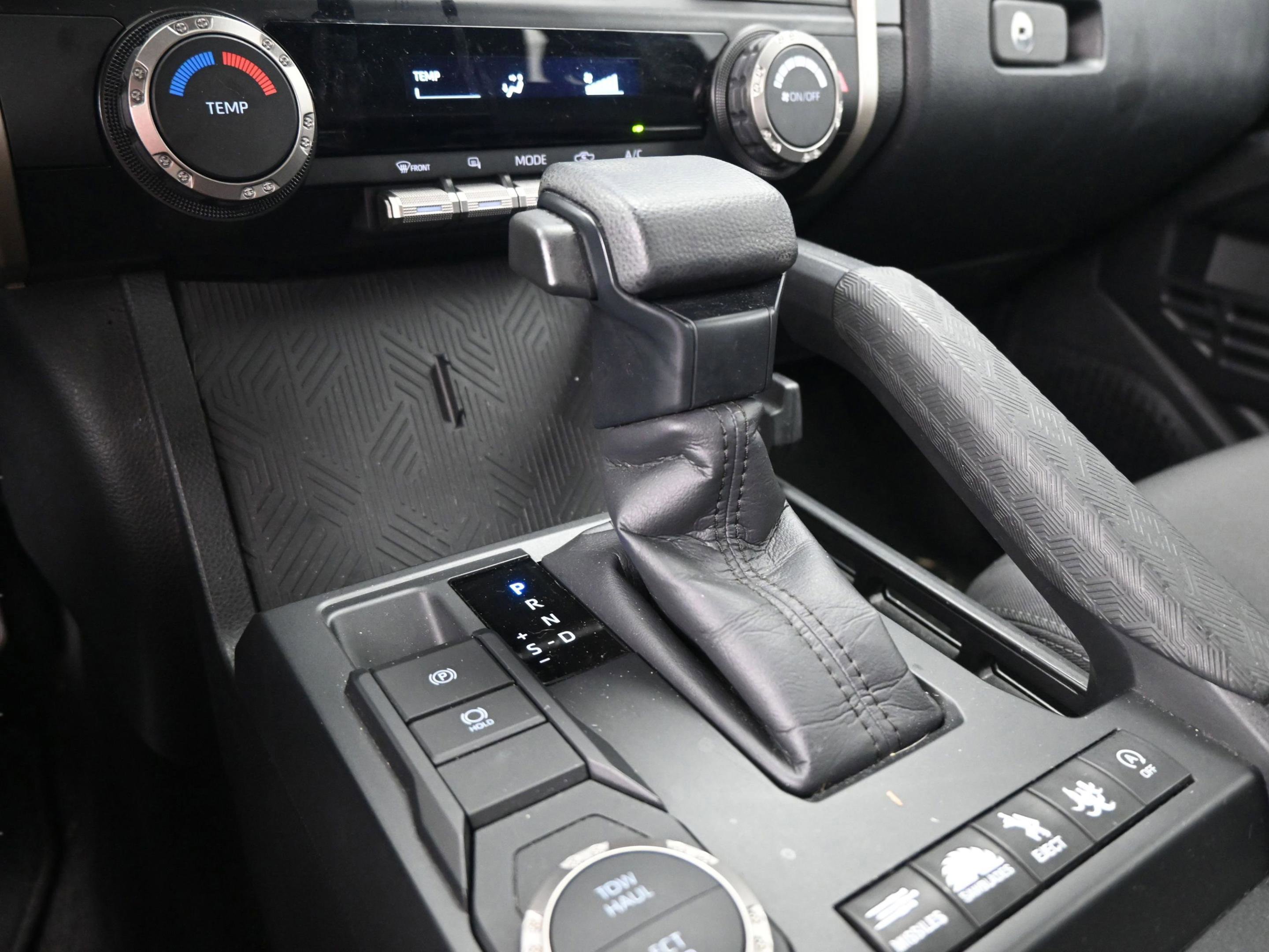 Certified 2024 Toyota Tacoma SR5 image 31