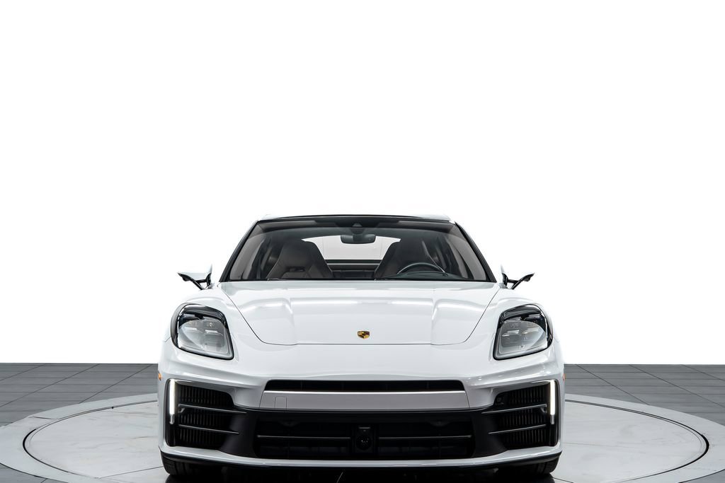 Used 2024 Porsche Panamera 4 image 8