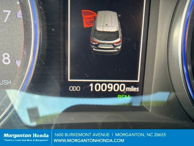 Used 2017 Toyota Highlander XLE w/ Carpet Mat Package AWD/4WD image 22