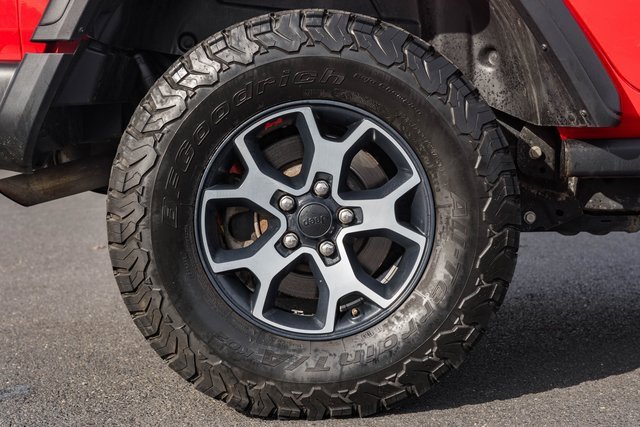 Used 2020 Jeep Wrangler Unlimited Rubicon w/ LED Lighting Group image 19