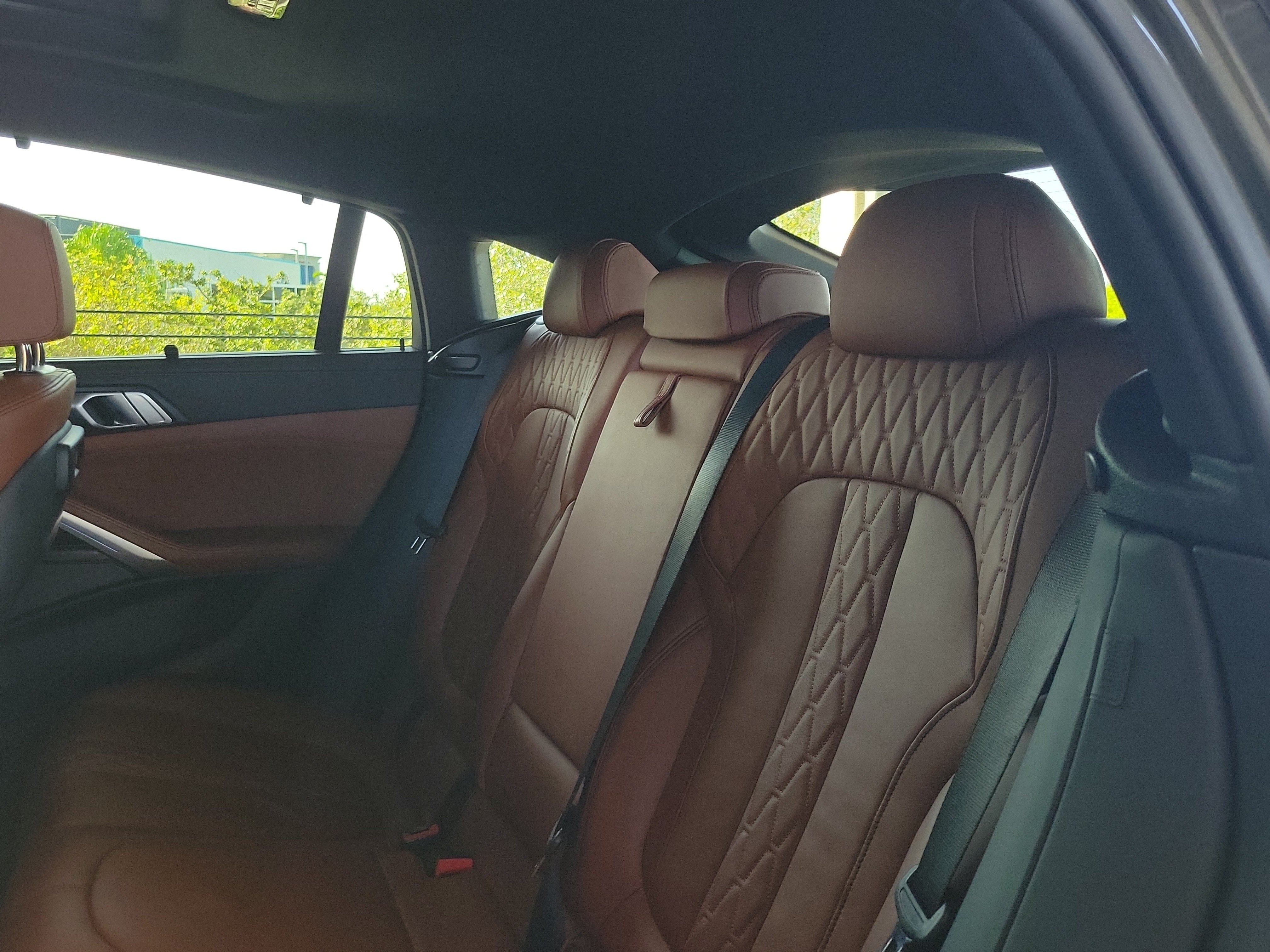 Used 2023 BMW X6 xDrive40i w/ Executive Package AWD/4WD image 9