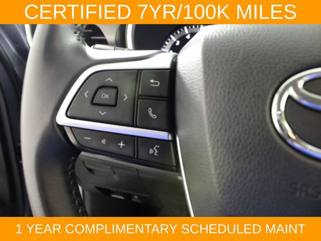 Used 2022 Toyota Highlander XLE FWD image 19