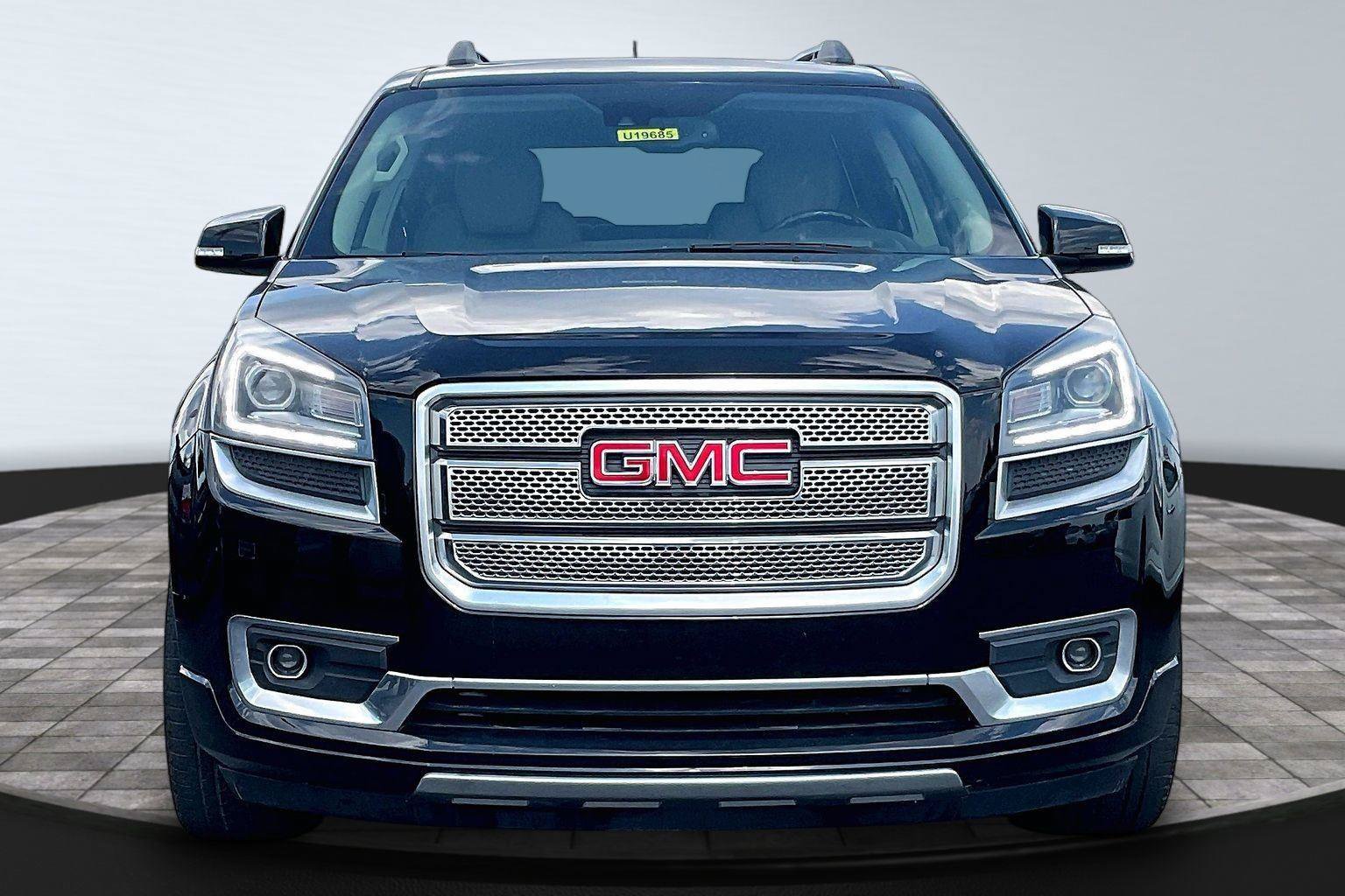 Used 2016 GMC Acadia Denali FWD image 2