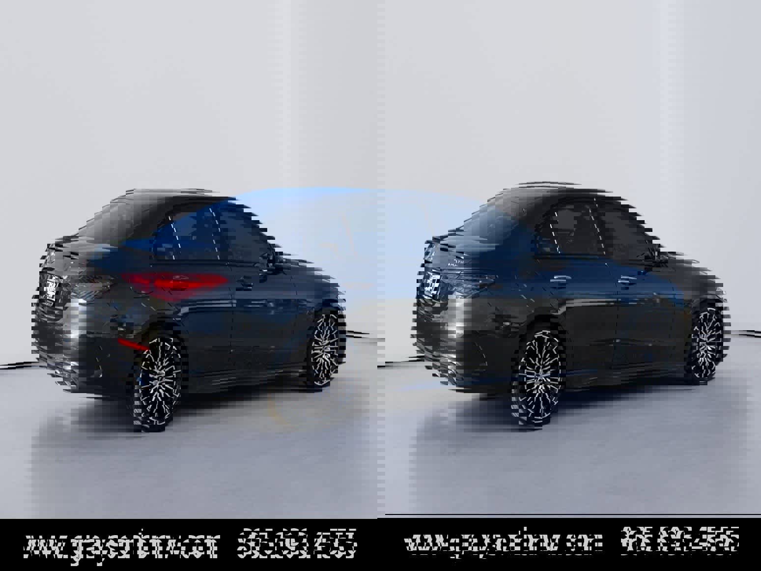 Used 2023 Mercedes-Benz C 300 4MATIC Sedan image 3