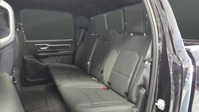 New 2026 RAM 1500 4x4 Crew Cab image 22