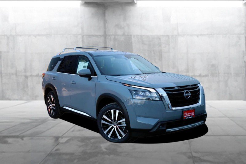 New 2025 Nissan Pathfinder Platinum w/ Cargo Package image 2