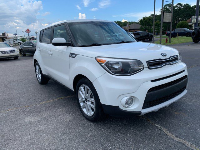 Used 2019 Kia Soul + FWD image 5