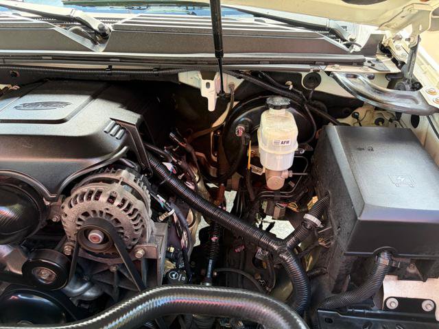 Used 2013 GMC Yukon Denali AWD/4WD image 32
