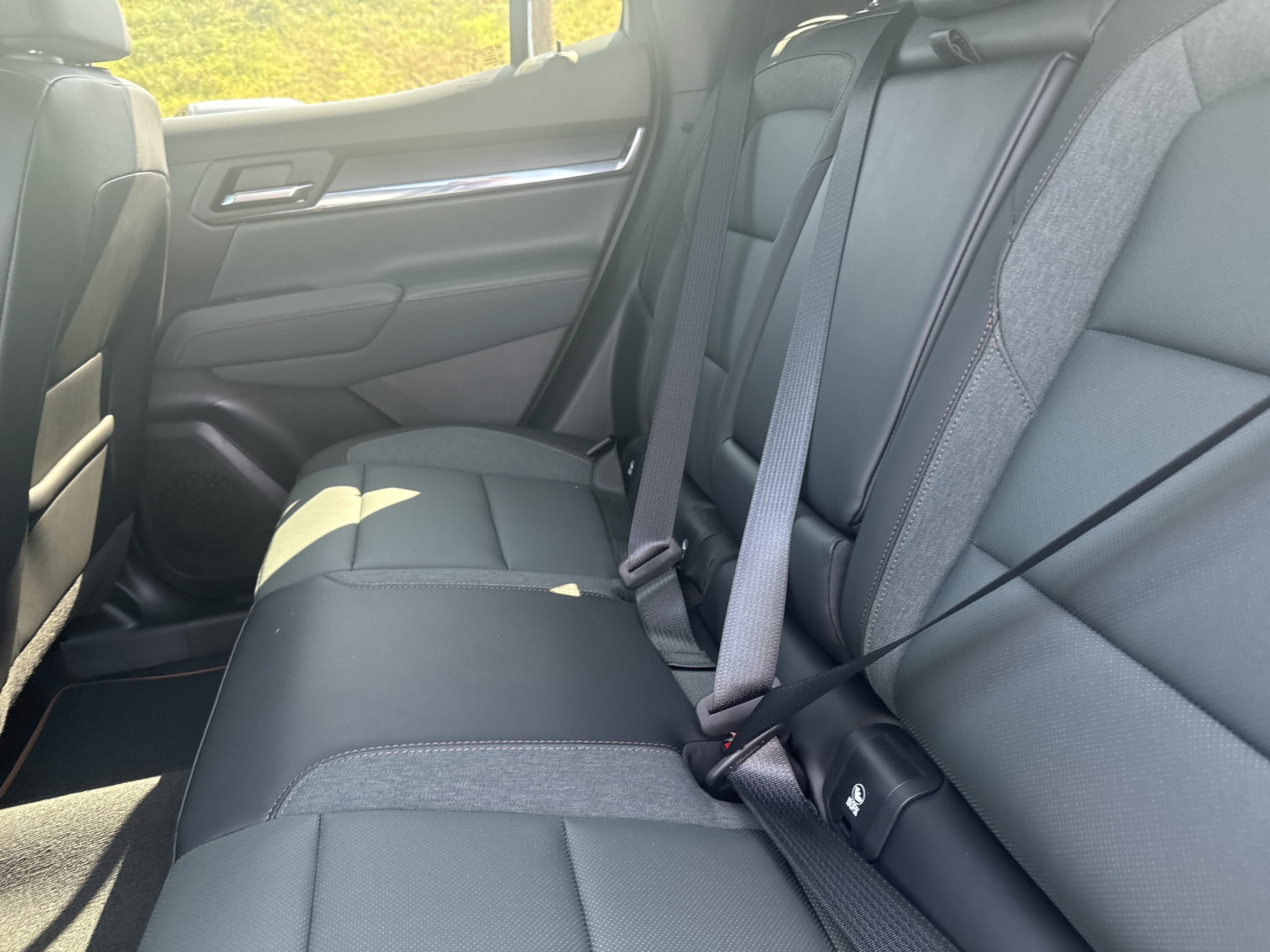 New 2027 GMC Terrain AT4 w/ Convenience Package III AWD/4WD image 16