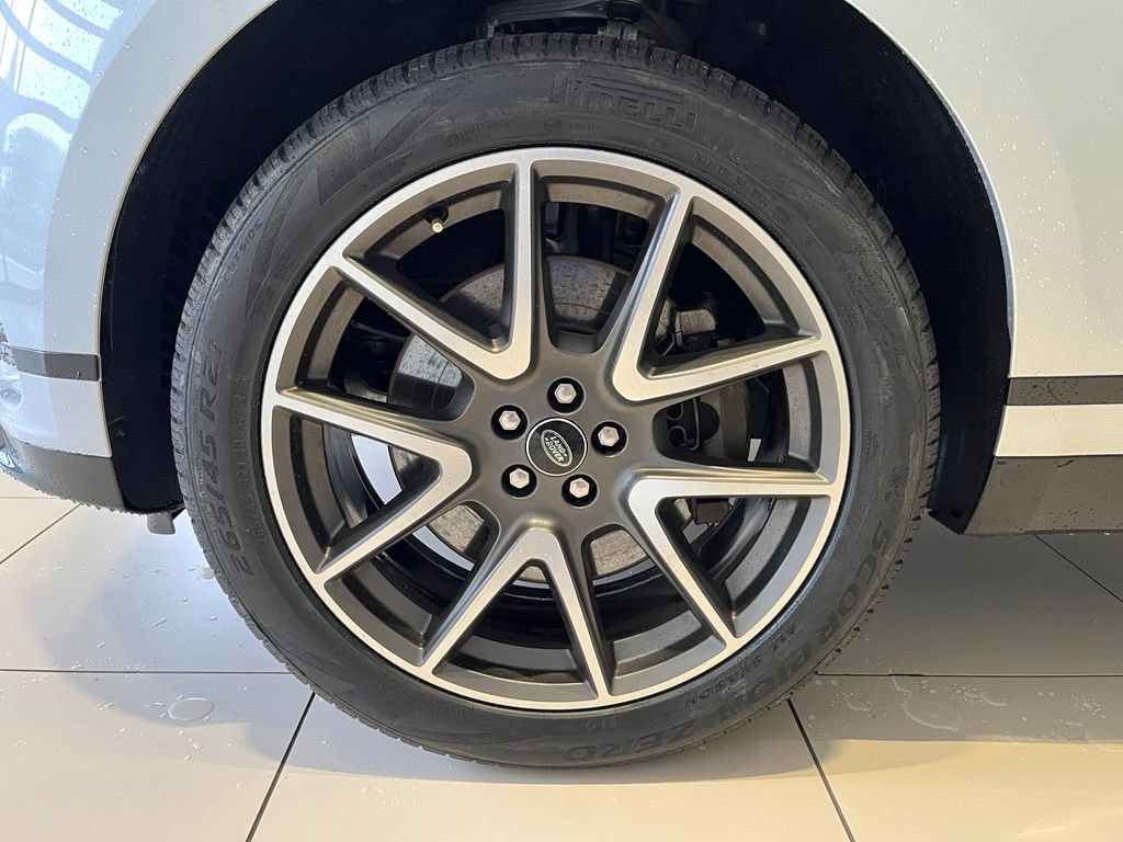 Used 2023 Land Rover Range Rover Velar R-Dynamic S AWD/4WD image 17