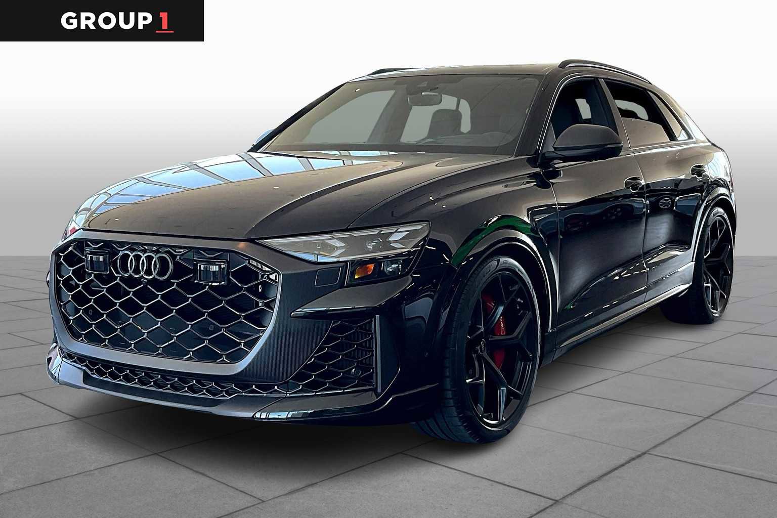 New 2025 Audi RS Q8 performance