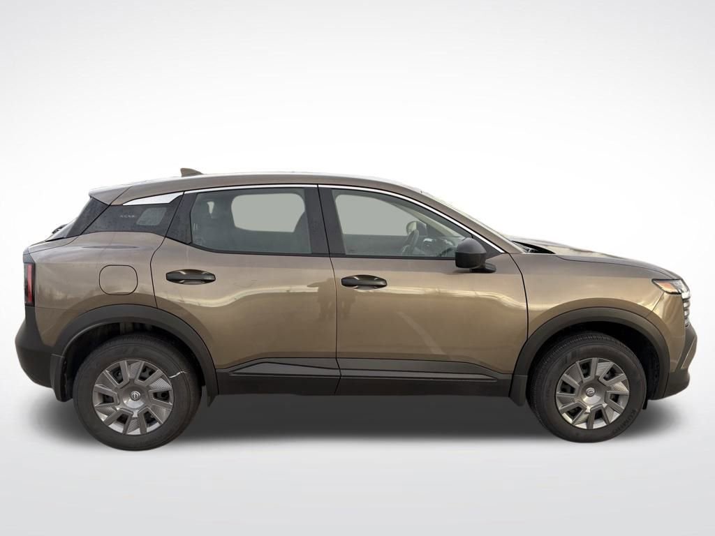 Used 2025 Nissan Kicks S image 7