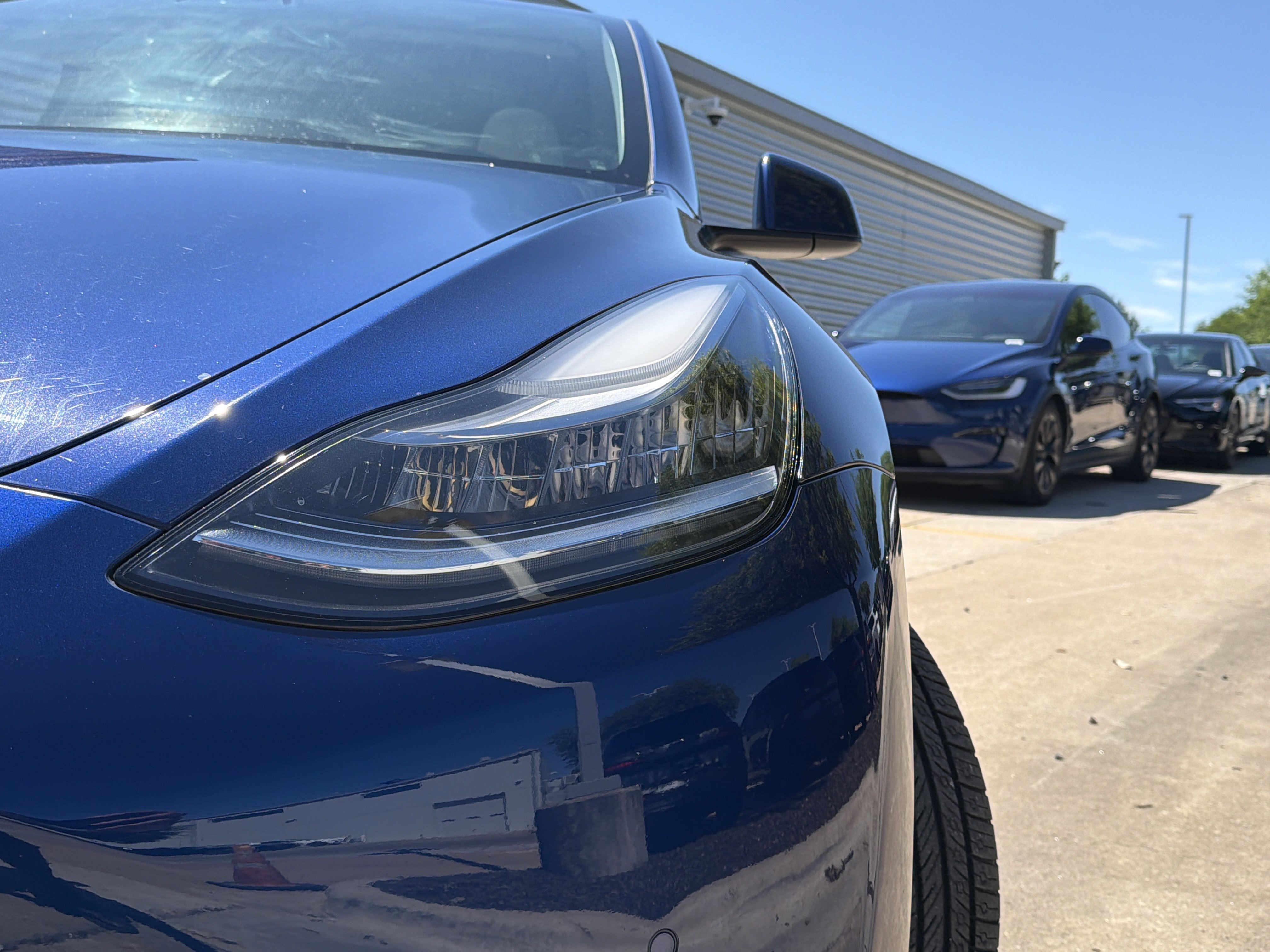 Used 2020 Tesla Model Y Long Range image 3