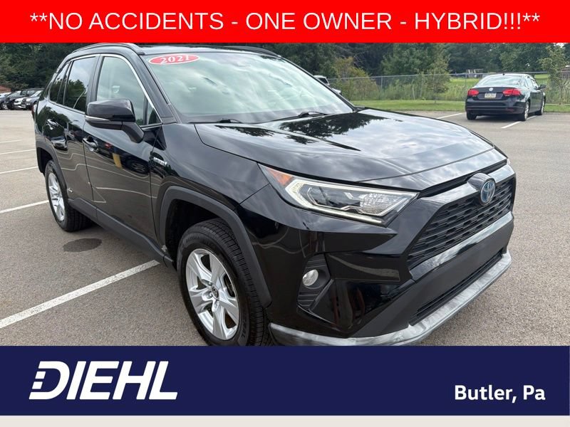 Used 2021 Toyota RAV4 XLE w/ Convenience Package