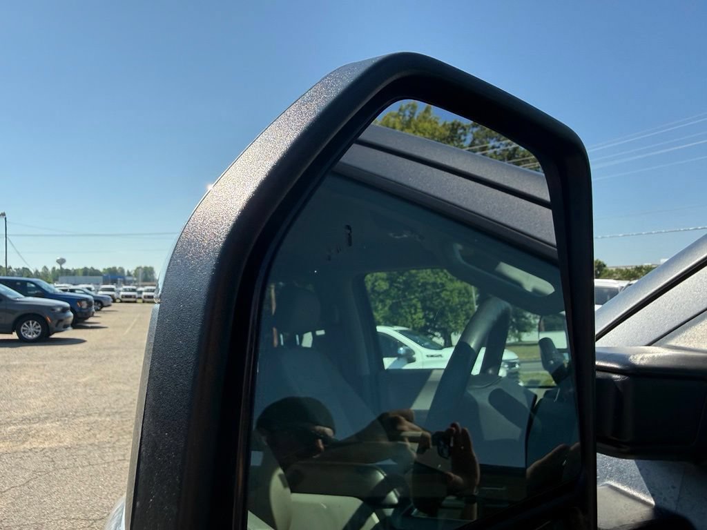 Used 2021 Ford F250 XLT w/ XLT Premium Package AWD/4WD image 39