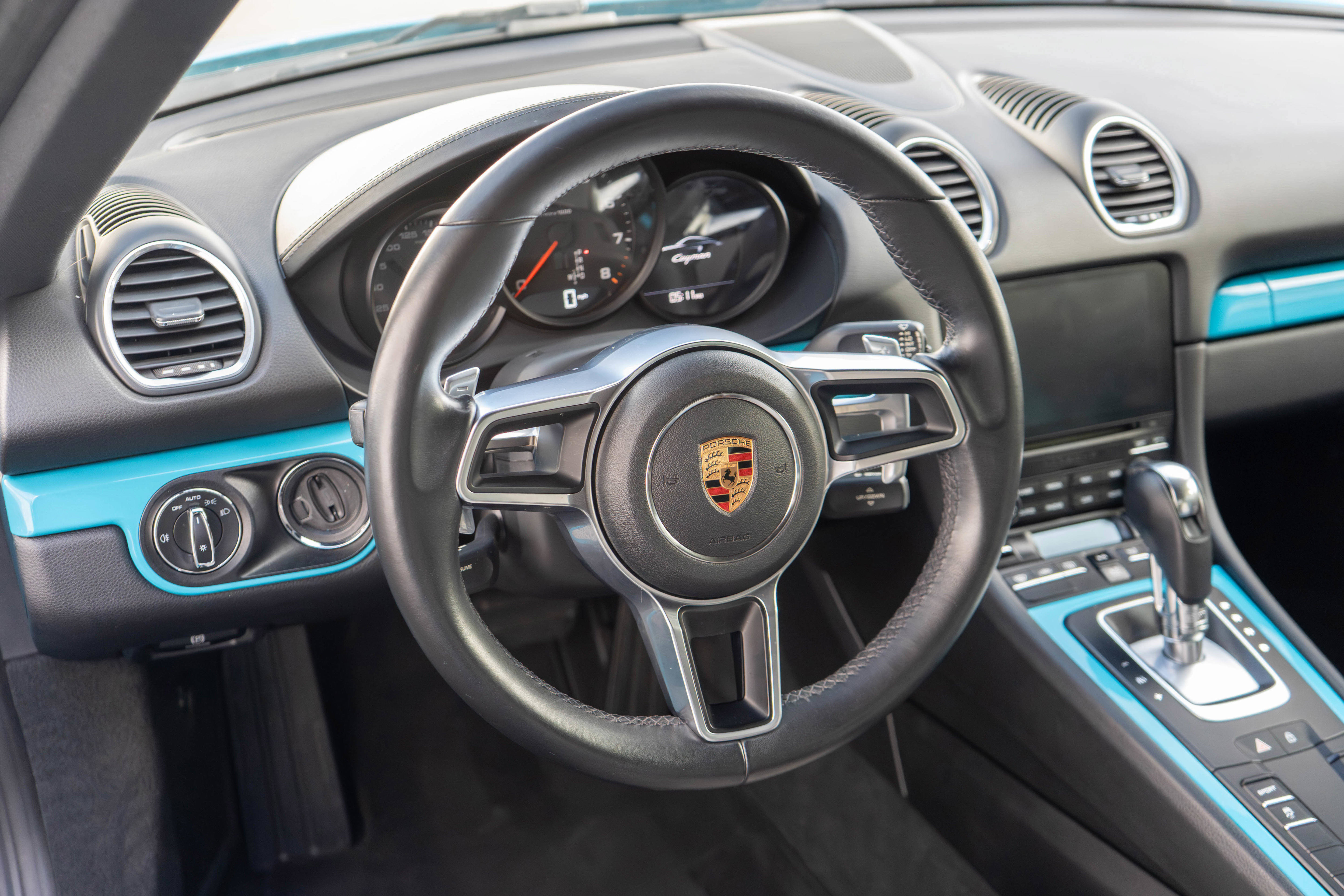 Used 2020 Porsche 718 Cayman image 14