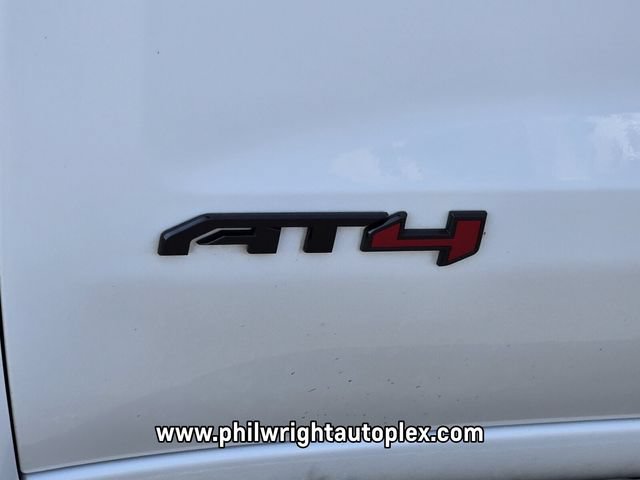 Used 2021 GMC Sierra 1500 AT4 w/ AT4 Value Package AWD/4WD image 18