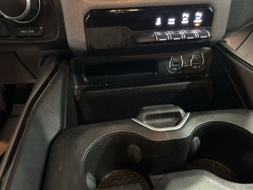 Used 2023 RAM 1500 Big Horn AWD/4WD image 16