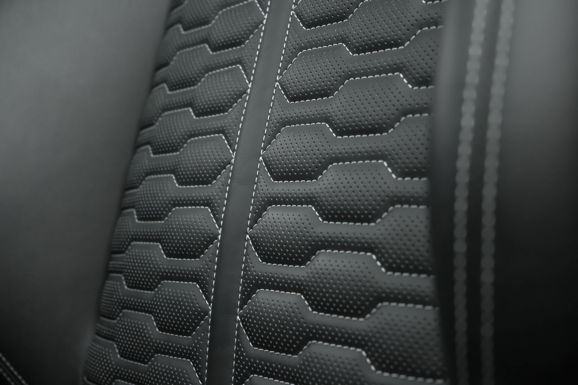 Used 2024 Audi RS 6 performance w/ Matte Carbon Package image 80