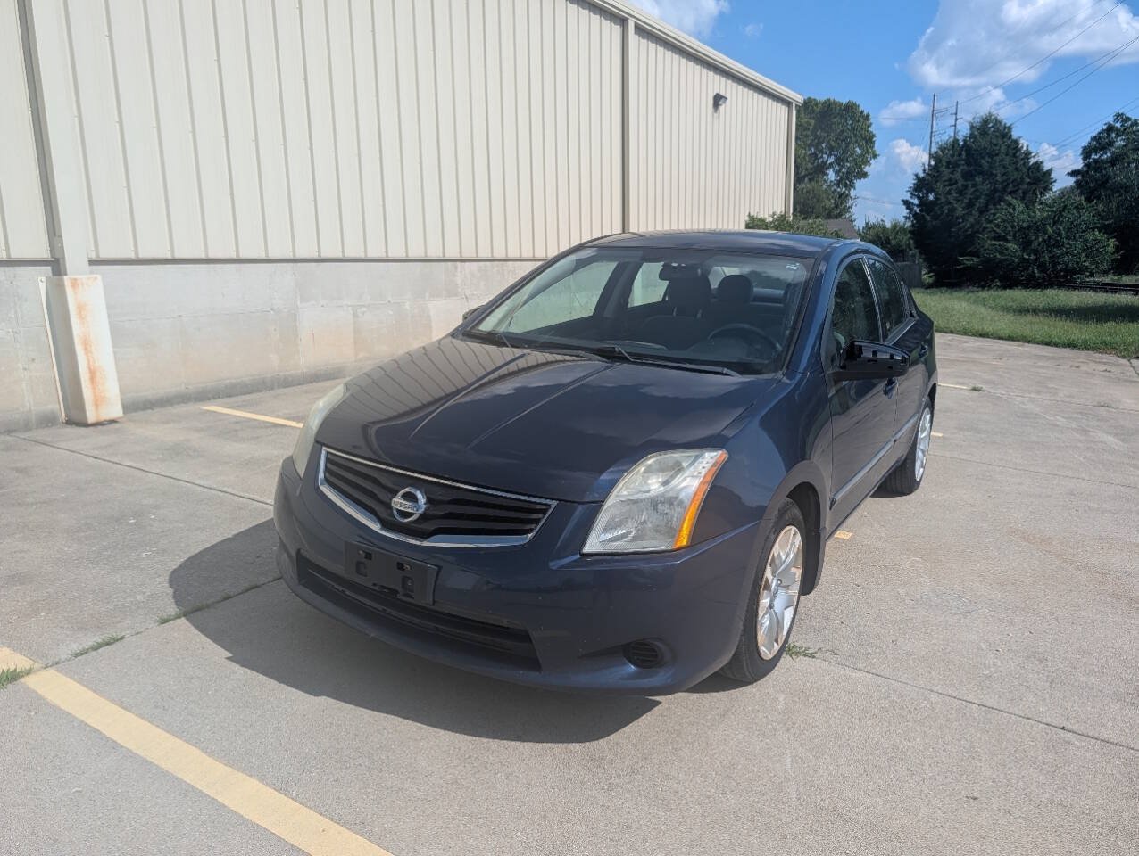 Used 2010 Nissan Sentra 2.0 S FWD image 1