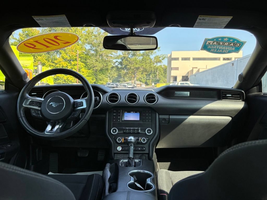 Used 2019 Ford Mustang Coupe RWD image 24