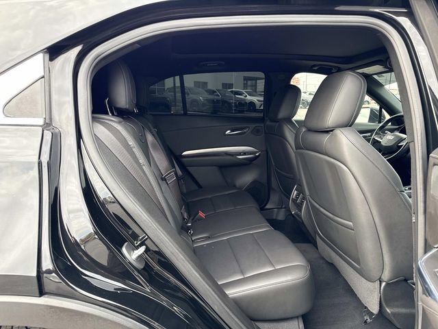 Used 2021 Cadillac XT4 Premium Luxury image 16