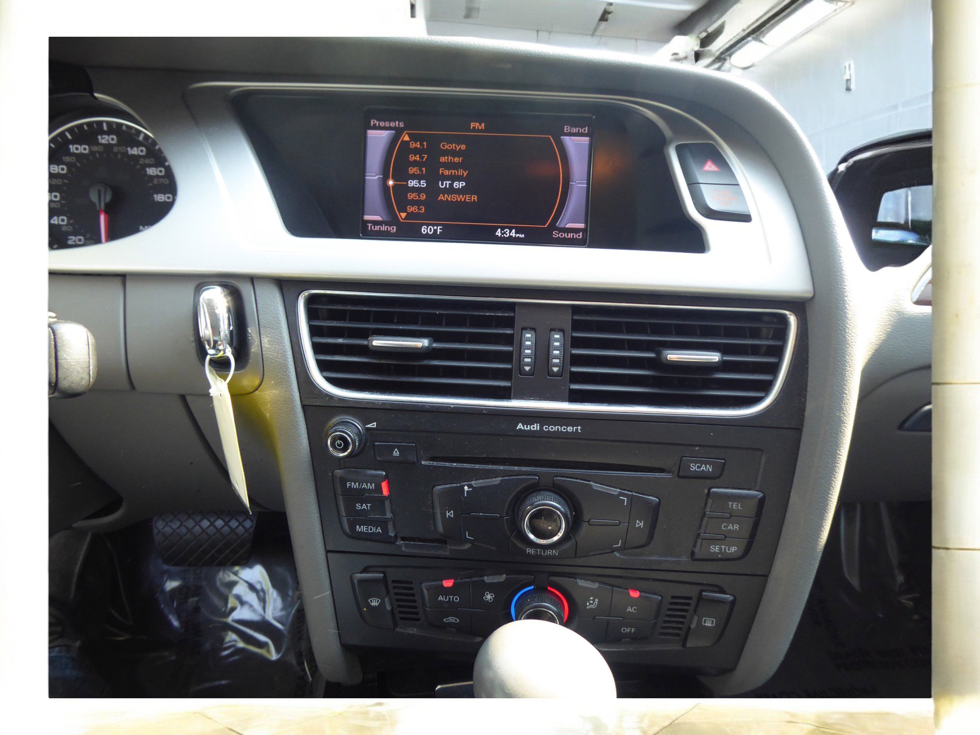 Used 2013 Audi A4 2.0T Premium Plus image 12