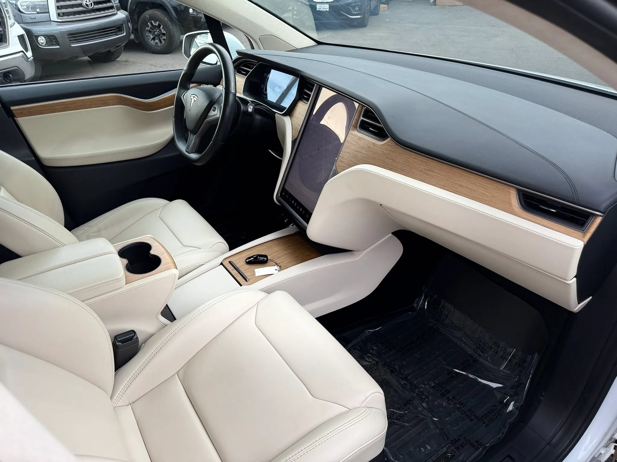 Used 2019 Tesla Model X Long Range AWD/4WD image 24