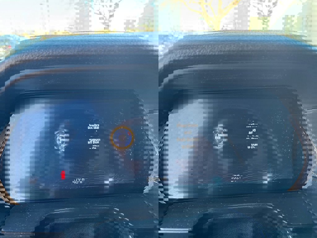 Used 2022 Jeep Grand Cherokee L Laredo w/ Luxury Tech Group I image 9